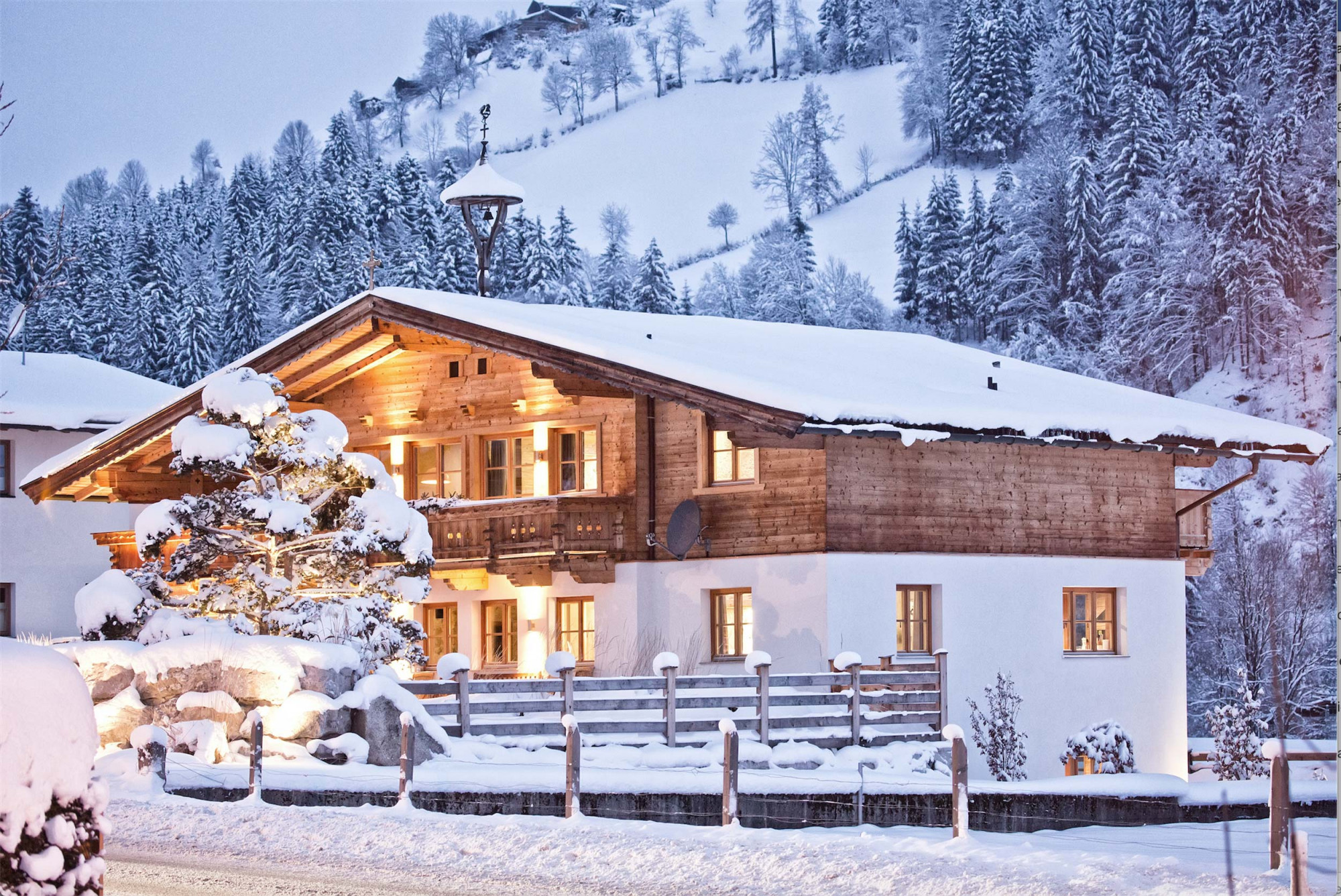 Lage Chalet