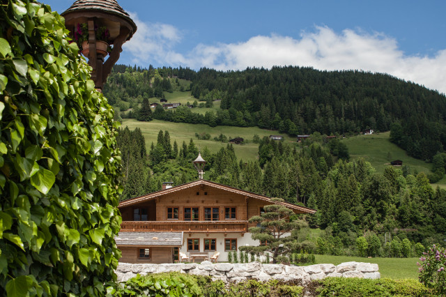 Summer in the Chalet (Photo 3)